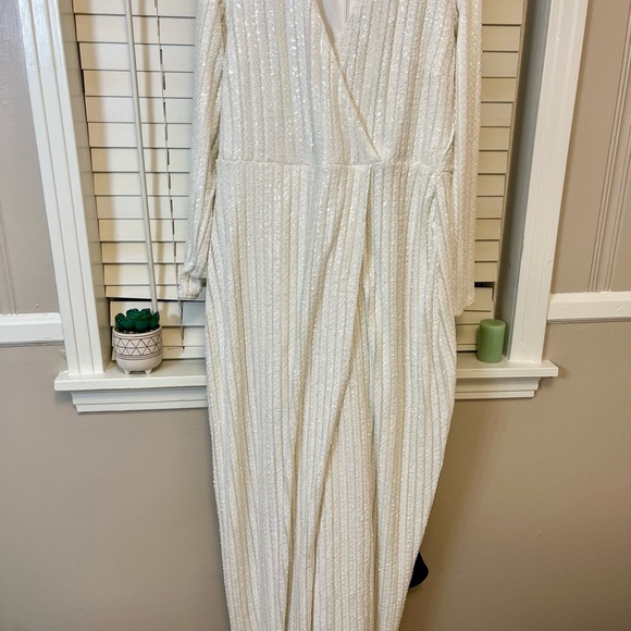 Lulus Sequin dress sized 2X - Picture 8 of 8